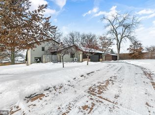 12480 Swallow Cir NW, Coon Rapids, MN 55448