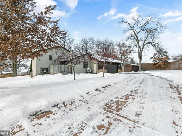 12480 Swallow Cir NW, Coon Rapids, MN 55448