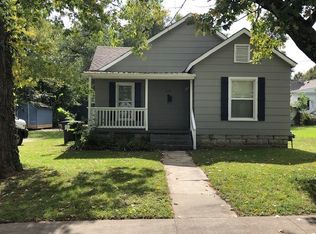 625 W Walnut St, Nevada, MO 64772