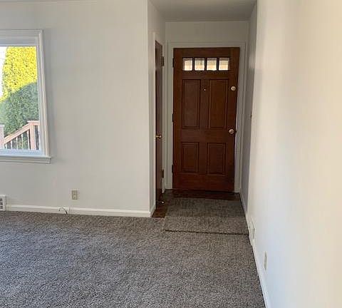 5th image of 2182 Gregory Ave