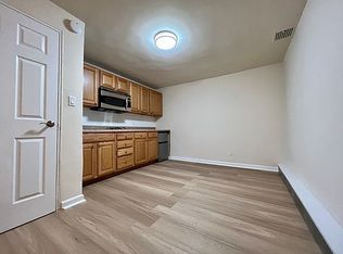 27-10 30th Ave #LC, Astoria, NY 11102