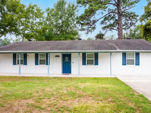 145 Lee St, Waskom, TX 75692