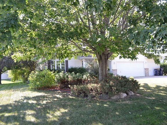 3rd image of 16598 Festal Ave