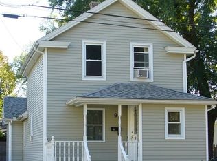 9 North St, South Hadley, MA 01075