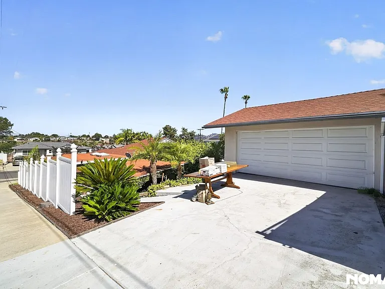 5990 Amarillo Ave — Photo 6