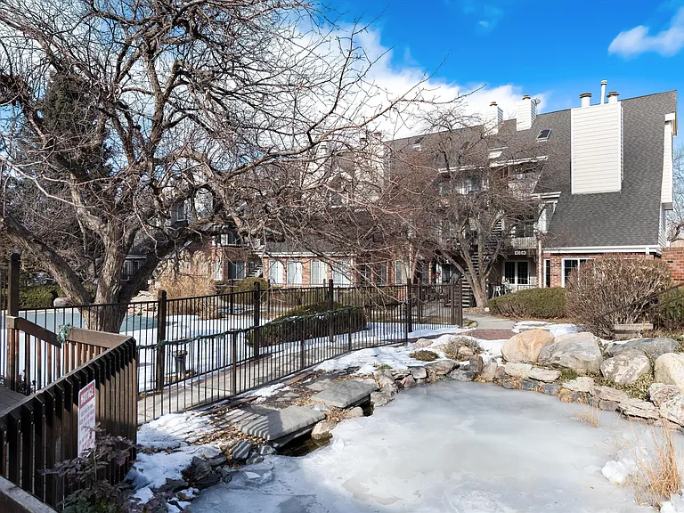 13873 E Lehigh Ave #D — Photo 30
