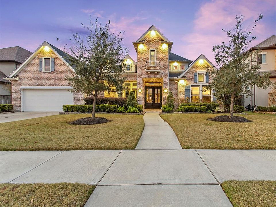 1st image of 27410 Hollow Pass Ln