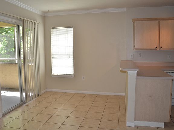 5th image of 1655 The Greens Way APT 3316