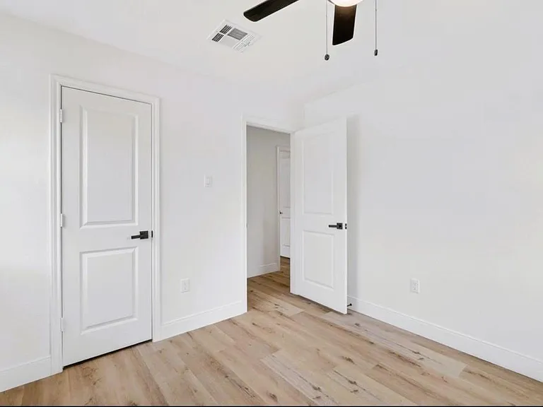 9623 Seeker St — Photo 24