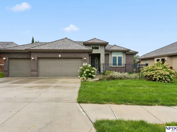 4810 S 155th Plz, Omaha, NE 68135