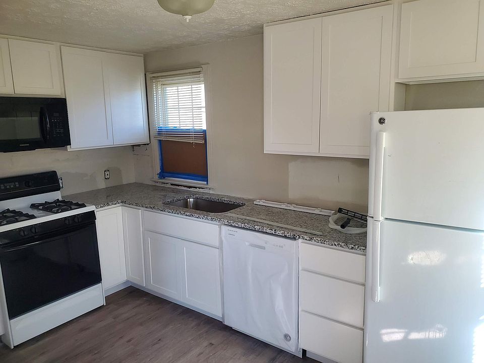 2nd image of 1307 24th St NW