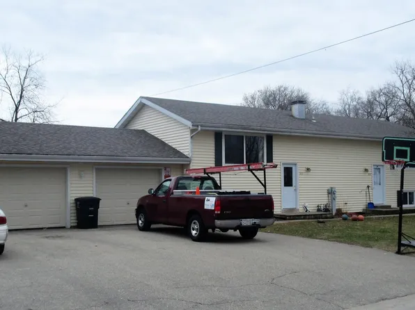 817-819 Capman St, Milton, WI 53563
