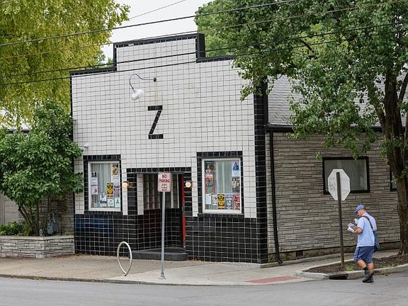 3rd image of 2069 S Preston St