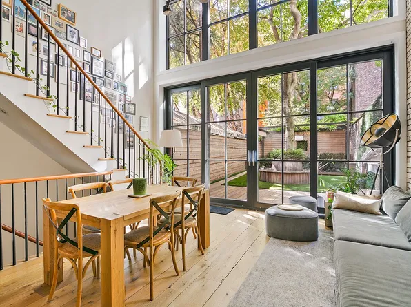 152 W 13th St, New York, NY 10011