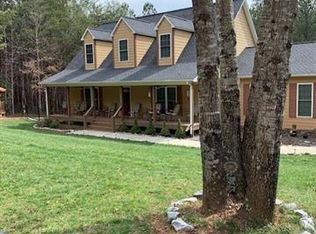 150 Eagle Creek Dr, Marion, NC 28752