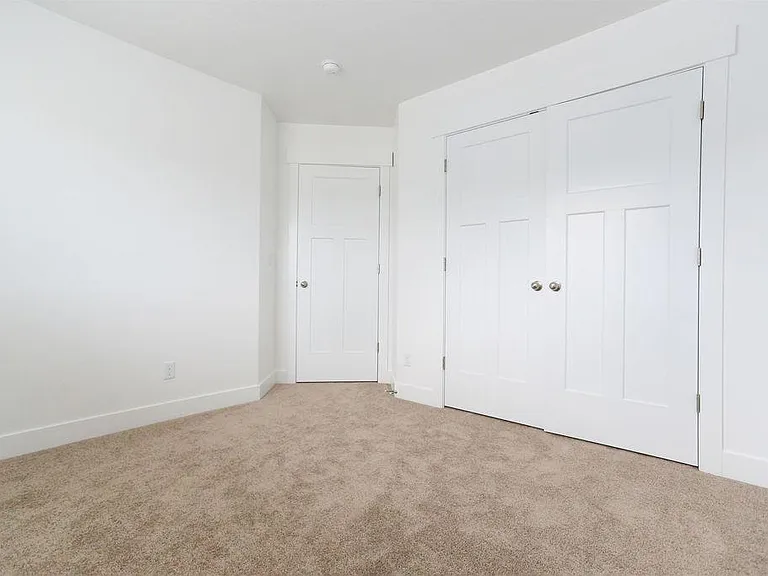675 N Fall Creek Dr — Photo 5