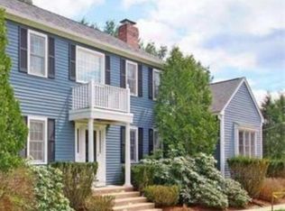 37 Pine Hill Rd, Southborough, MA 01772