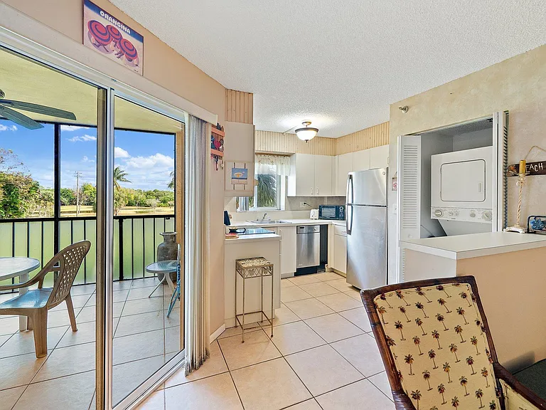 275 Palm Ave #C203 — Photo 7