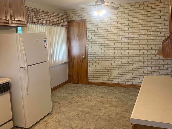 5th image of 611 Greenwich Dr