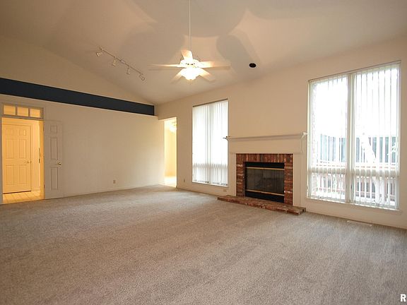 4th image of 7215 N Willow Bend Point