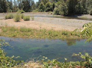 537 E Forks Cir, Cave Junction, OR 97523