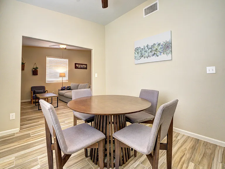 5025 E Lee St #2 — Photo 7