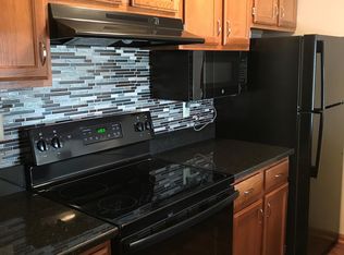 6101 NW 2nd Cir APT 14, Lincoln, NE 68521