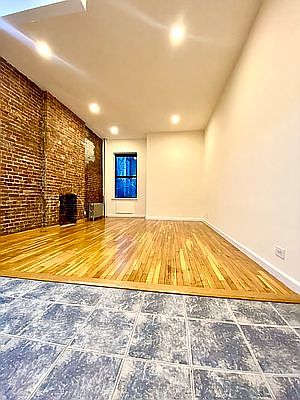3rd image of 243 E 83rd St APT 1B