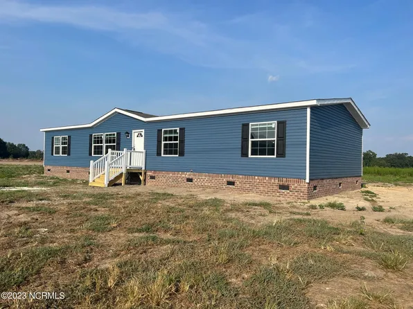 3120 Basstown Road, Clinton, NC 28328