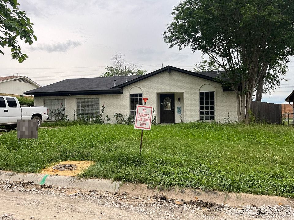 1st image of 605 Neptune Dr