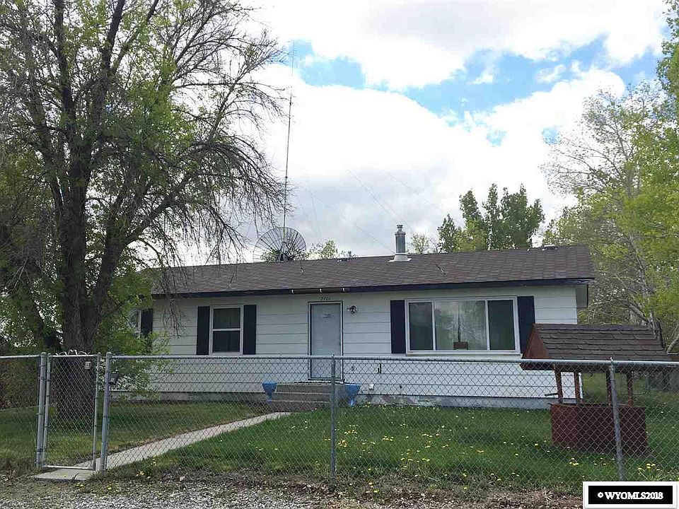 1st image of 2401 Cottonwood Dr