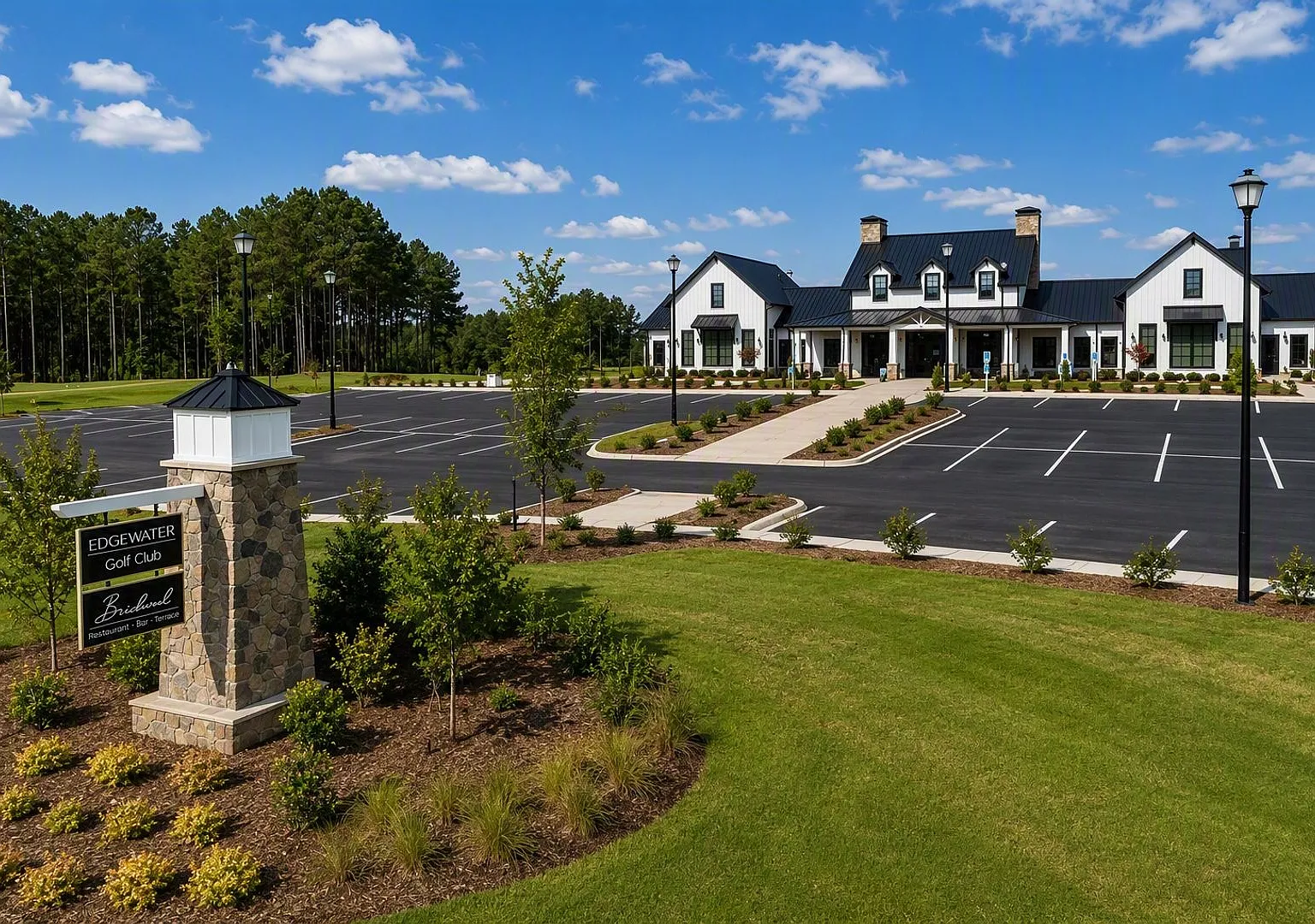 Experience Lakeside and Resort-Style Townhome Living in Edgewater | 3 Bed, 2.5 Bath - Leasing Now — Photo 4