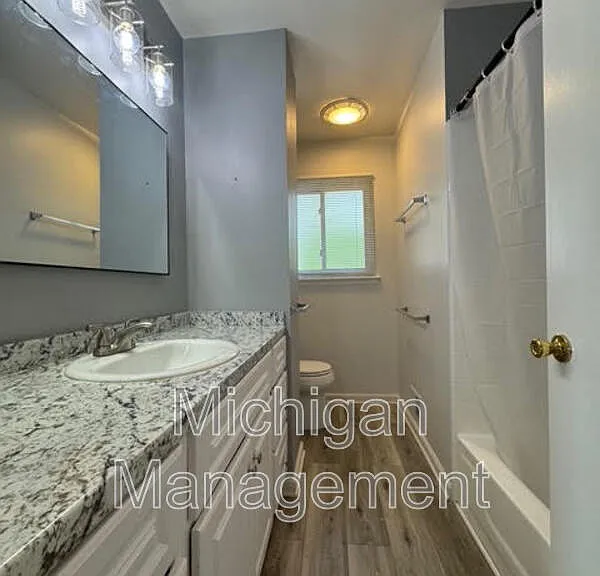 11219 Morgan Ave — Photo 14
