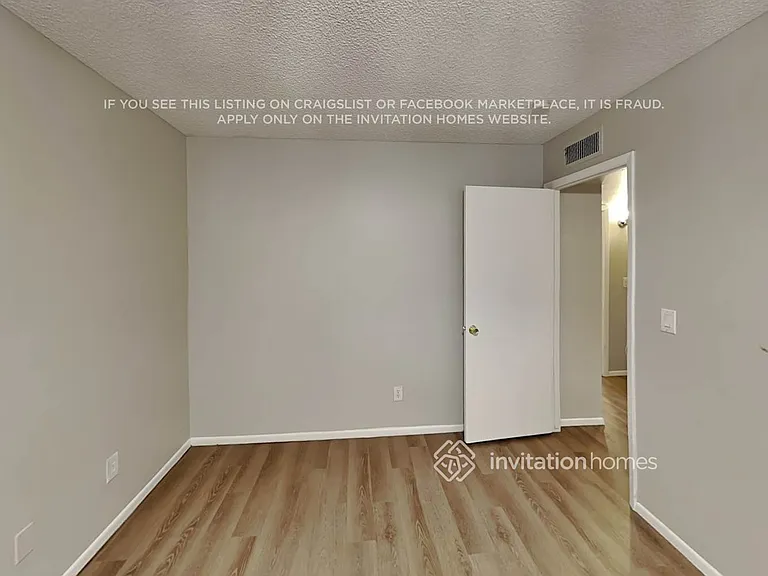 4033 W San Juan Ave — Photo 14
