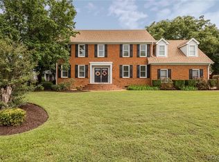 1556 Pine Grove Ln, Chesapeake, VA 23321