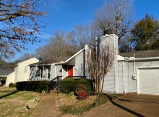 424 Cedarmont Dr, Nashville, TN 37211