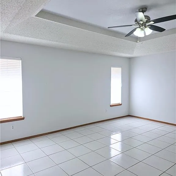 1216 W Heron Ave — Photo 14