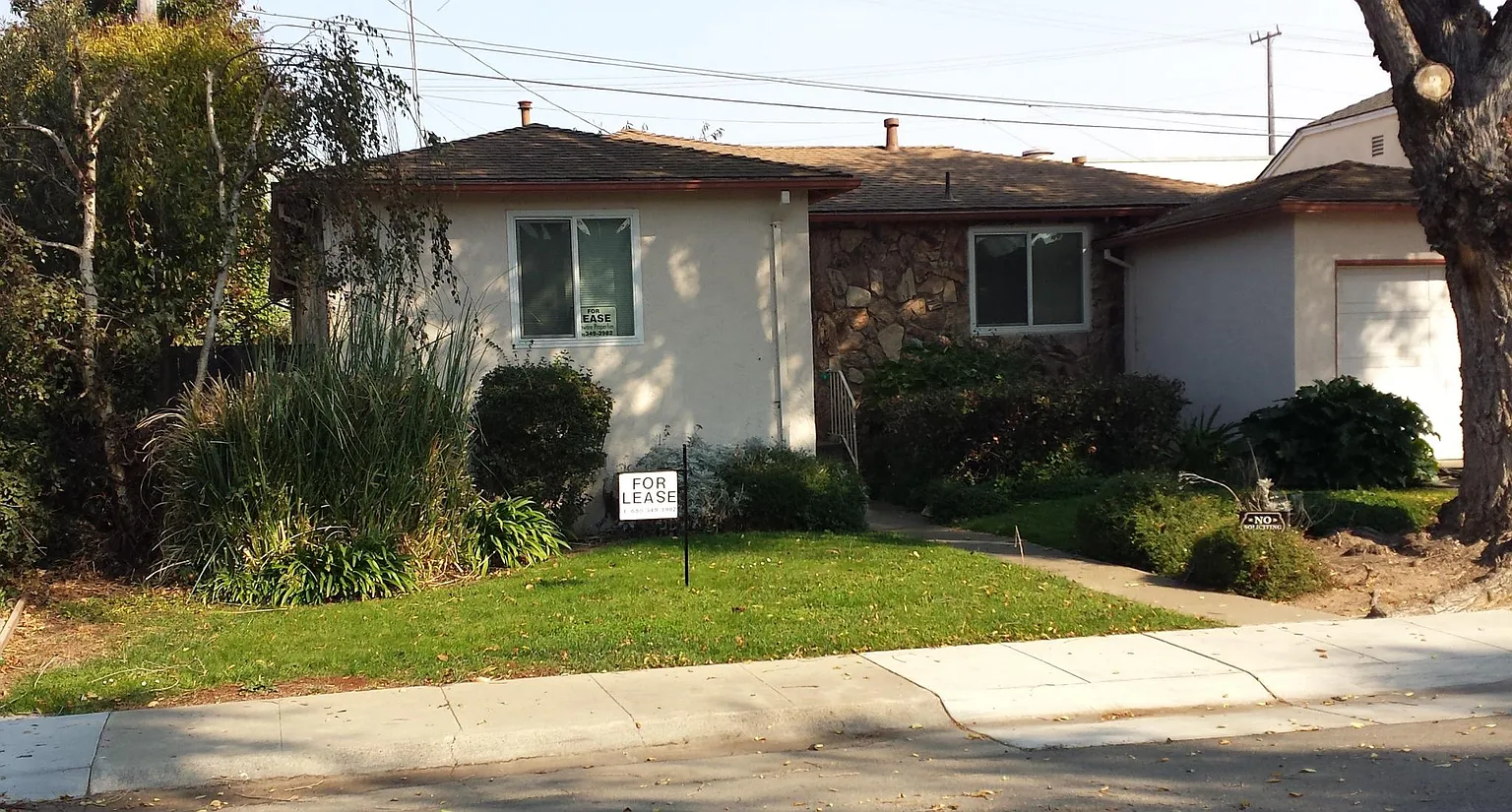 1407 Carlisle Dr photo 1