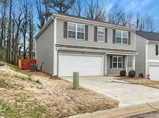 672 Millsgate Cir, Boiling Springs, SC 29316