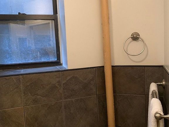 5th image of 143 E 30th St #110
