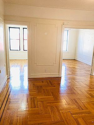 4th image of 24-28 27th St #2B