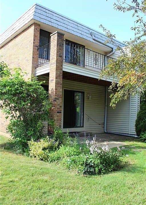 19 Mountain Laurel Ct Cromwell CT Zillow