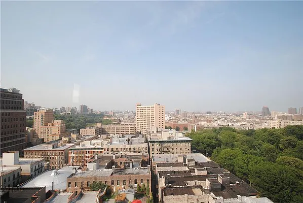 Rented by Buchbinder & Warren | media 19