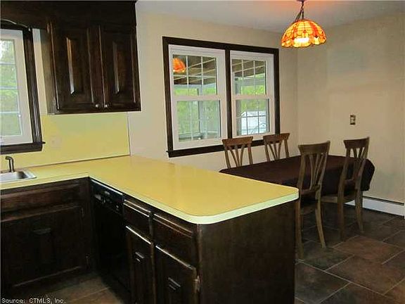 2nd image of 146 Deepwood Dr
