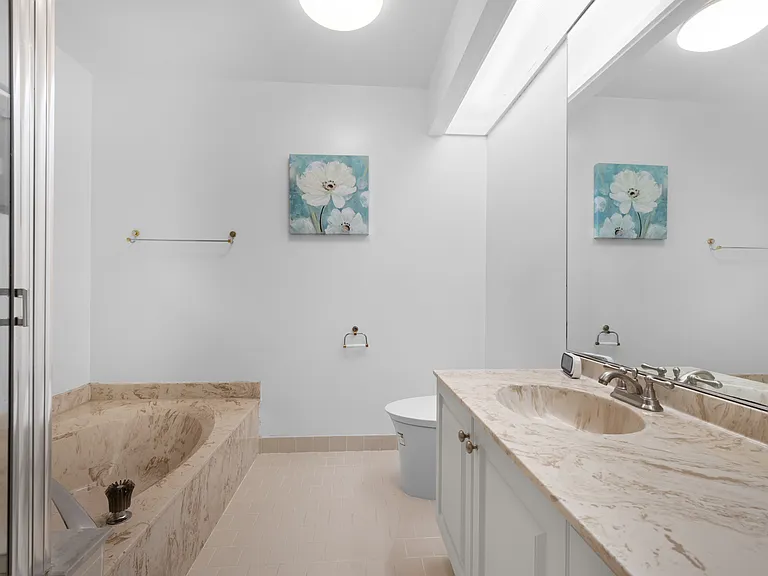 110 Estate Dr — Photo 12