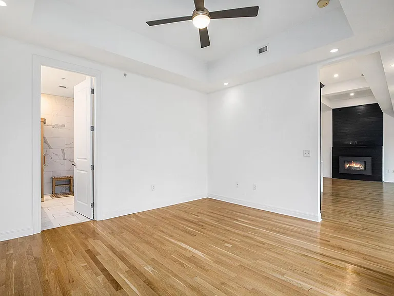 1101 Walnut St #1502 — Photo 20