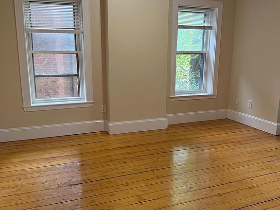 5th image of 28 Beacon St APT 4