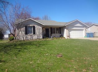 172 Meadow Dr, Bethalto, IL