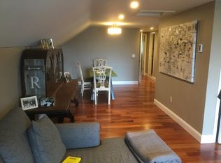 27 Circle Dr #1, Middletown, RI 02842