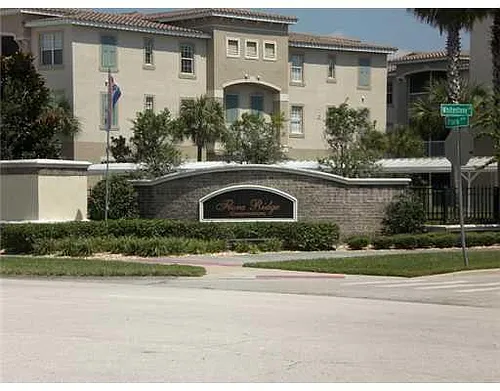3000 Laurel Park Ln Photo 1